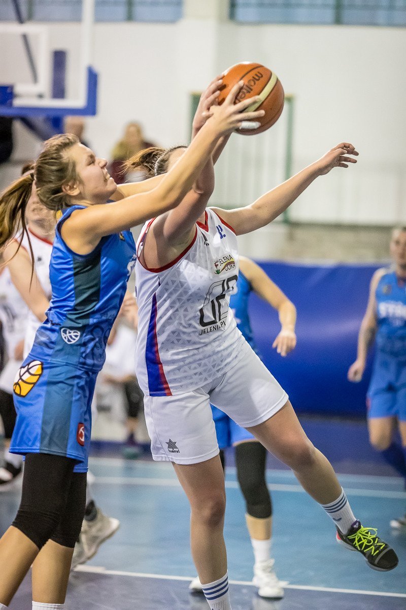 stal-bez-szans-w-starciu-z-wichosiem-84490