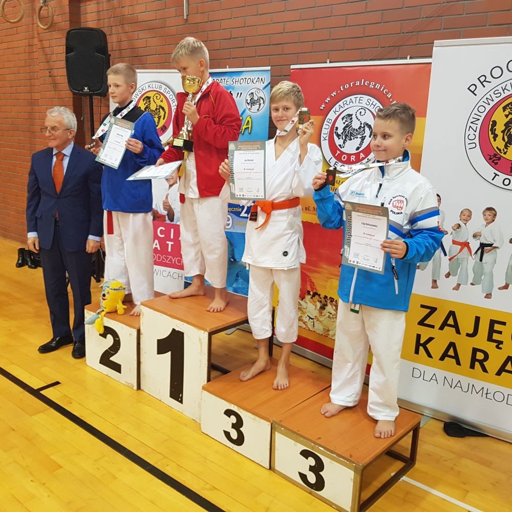 udany-wystep-kowarskich-karatekow-foto-84534
