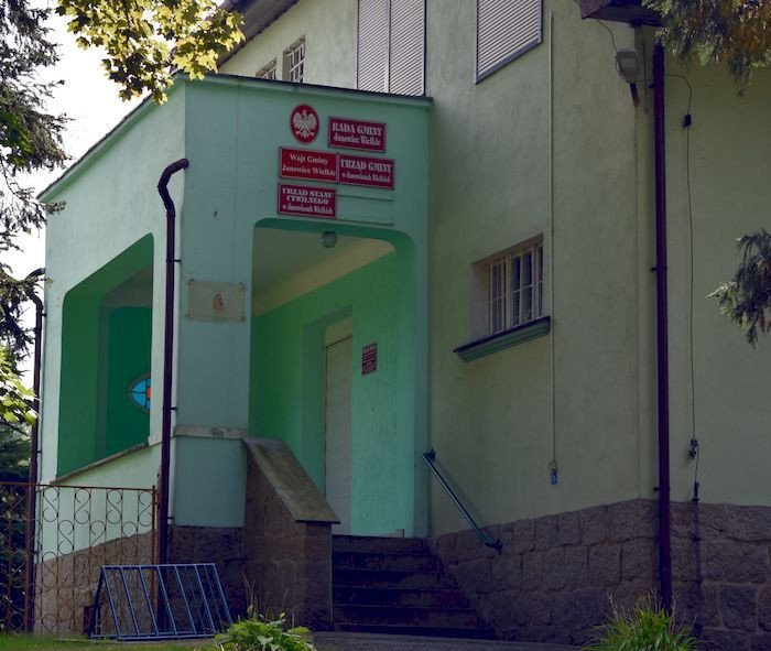 sa-pieniadze-na-plac-zabaw-oraz-parking-84552