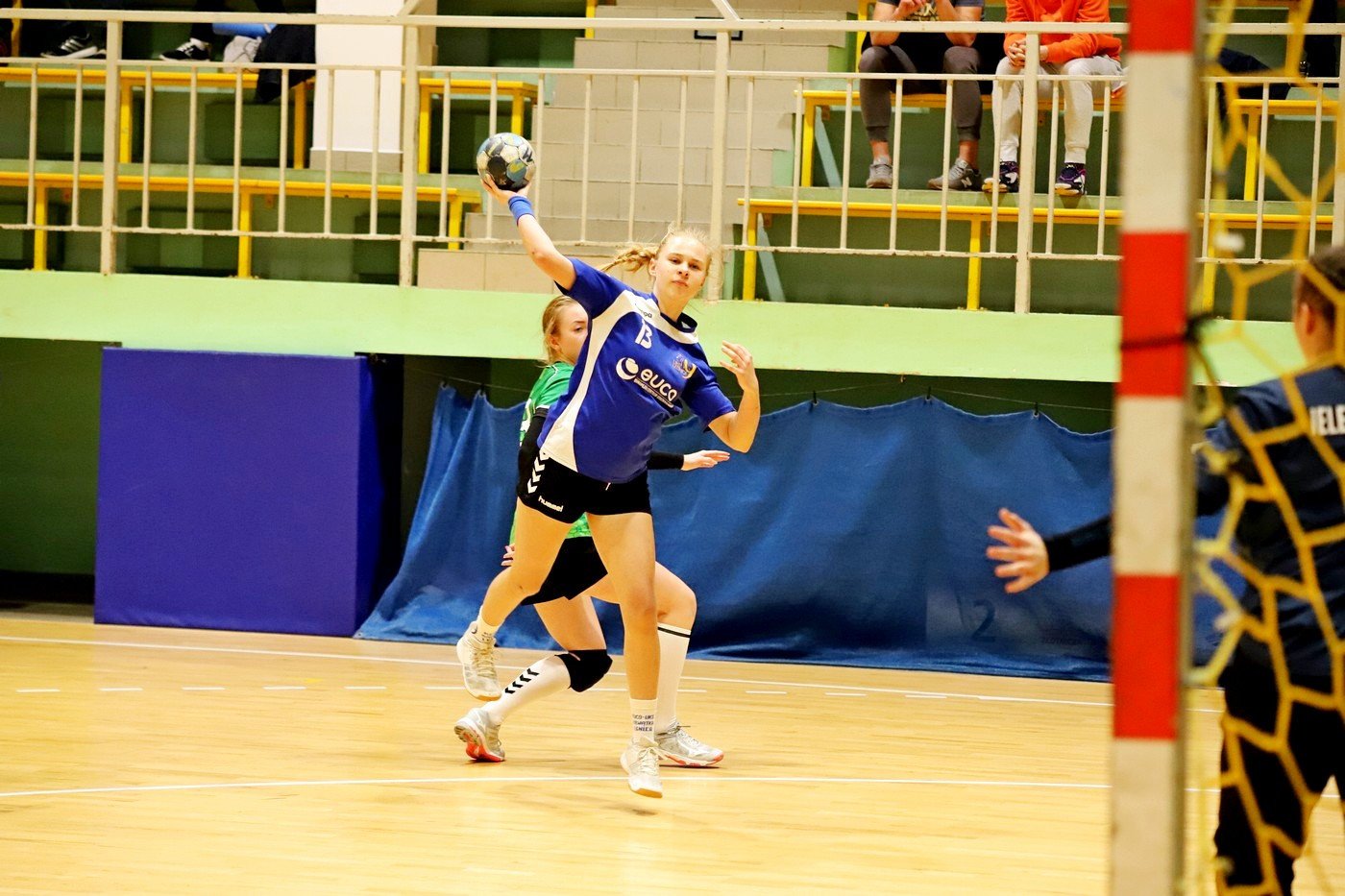 poradziy-sobie-bez-bramkarki-84575