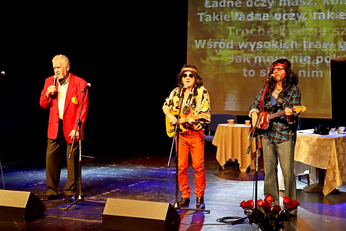 bella-mafia-przyciaga-komplety-widzow-84576