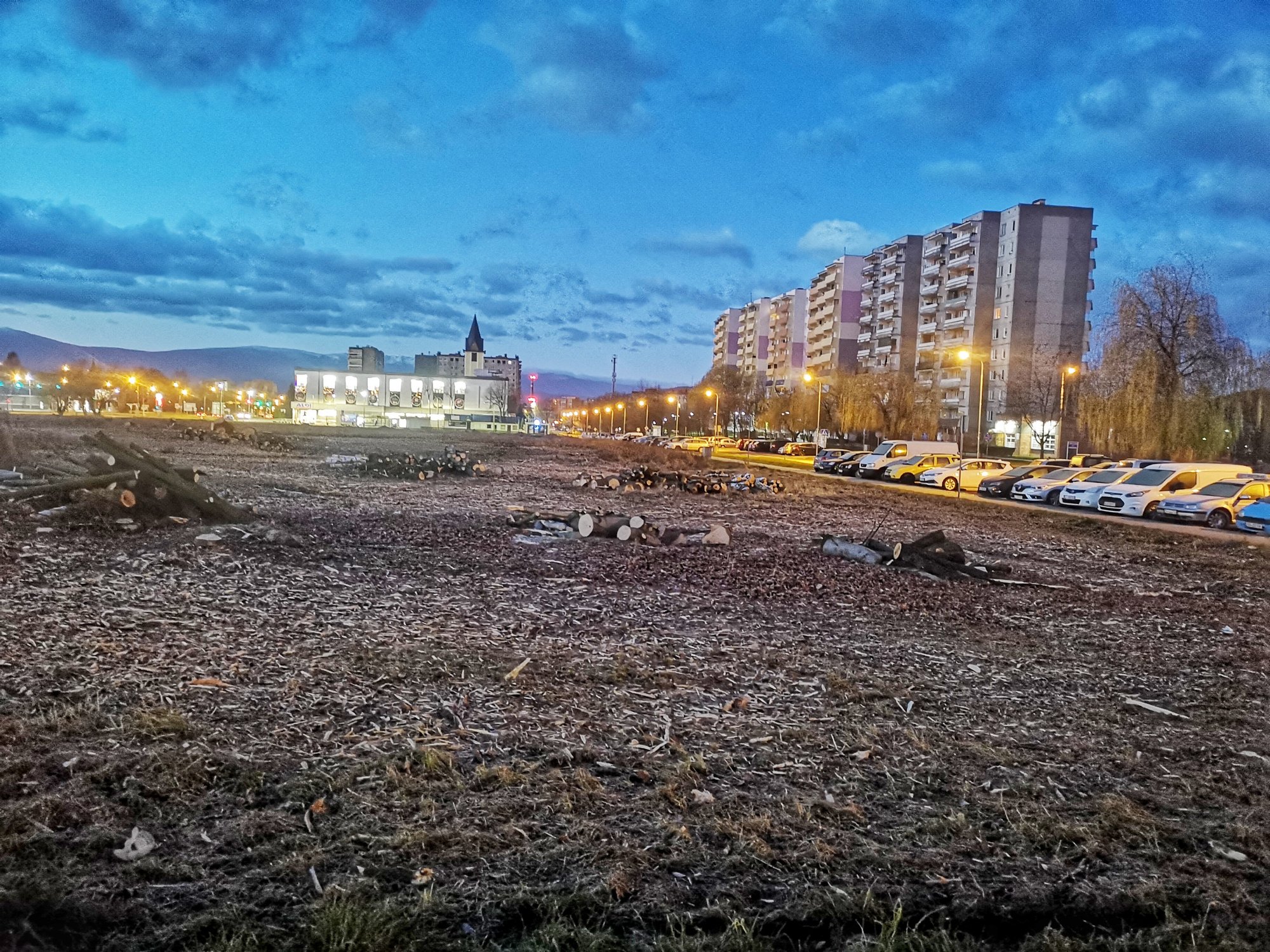 rozrywki-tu-nie-bedzie-powstanie-market-84600