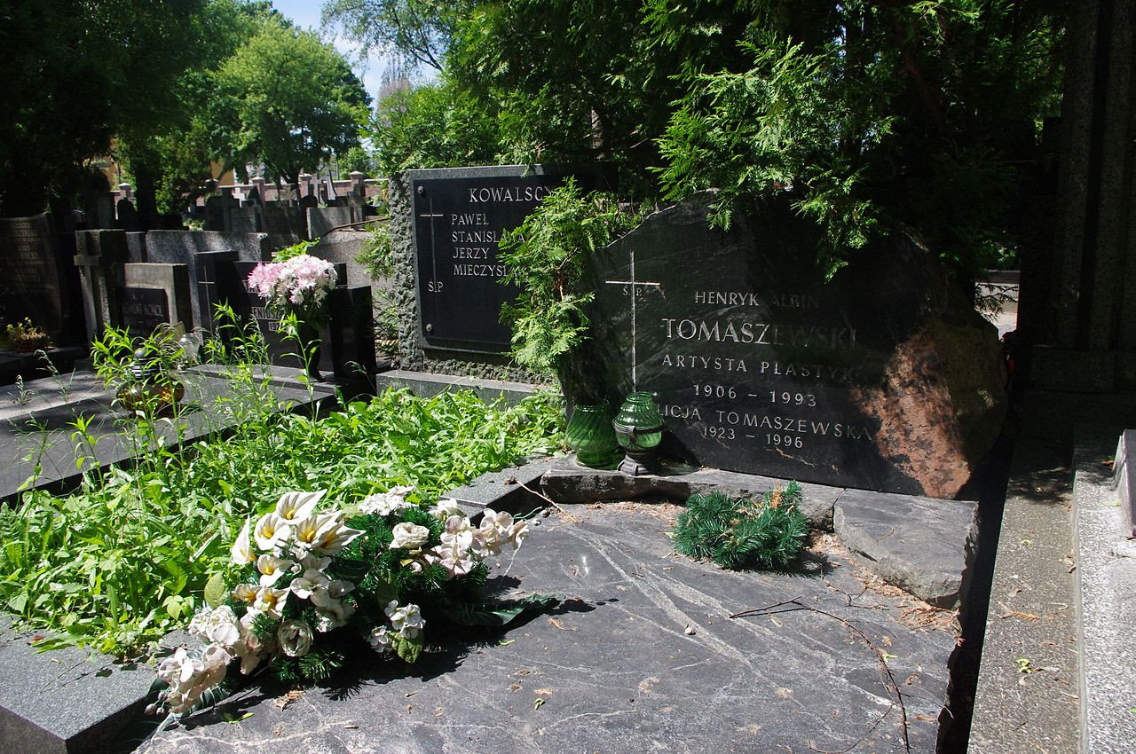 Grób H. A. Tomaszewskiego w Warszawie/fot. Internet