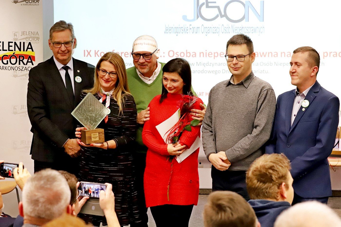 nagrody-i-wyroznienia-jfoon-84661