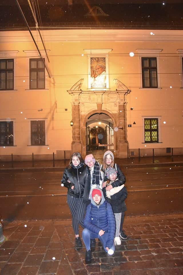 dzieki-nagrodzie-odwiedza-stolice-84706