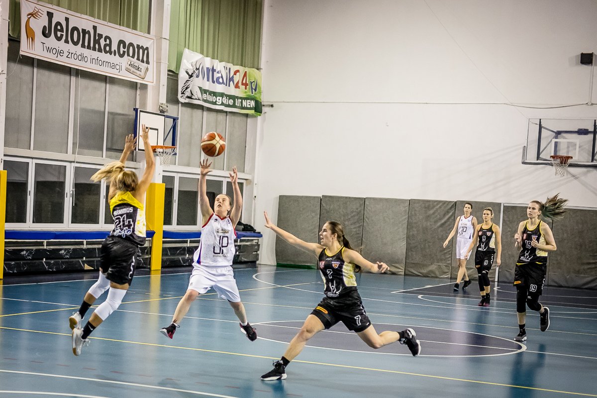 ii-liga-trzecia-porazka-84741