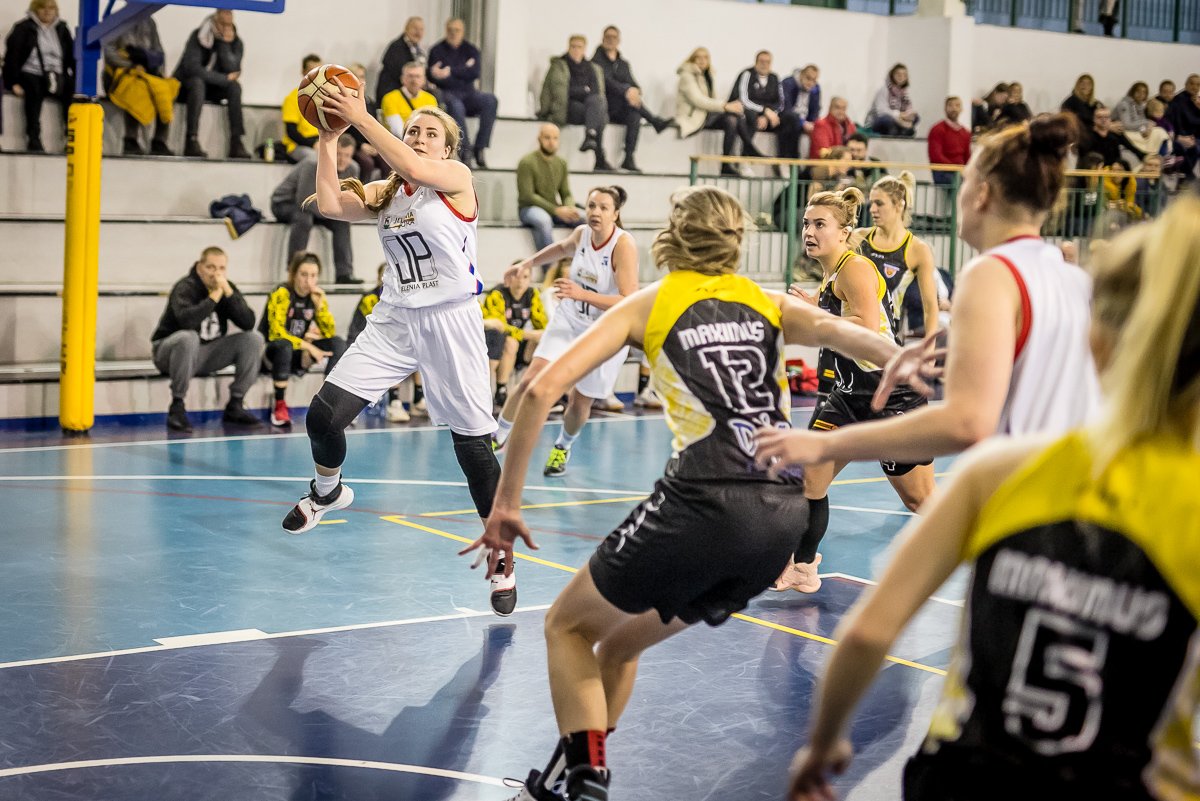 ii-liga-trzecia-porazka-84741