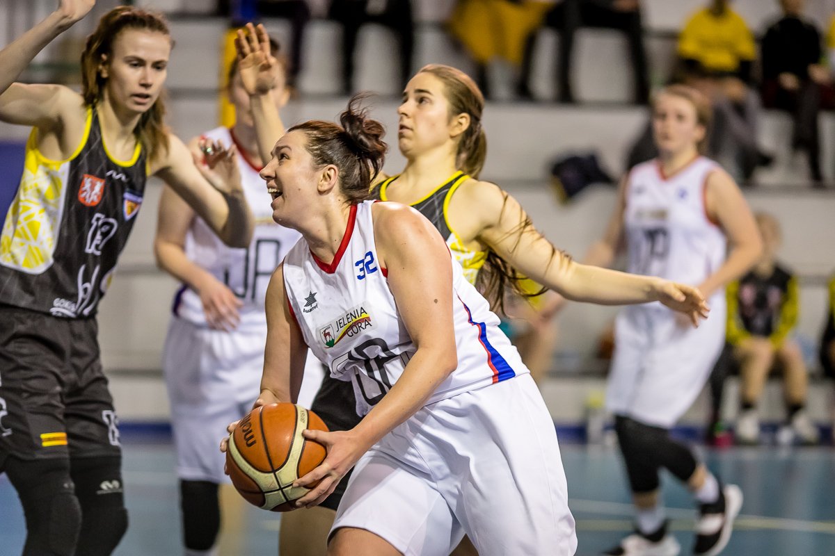 ii-liga-trzecia-porazka-84741