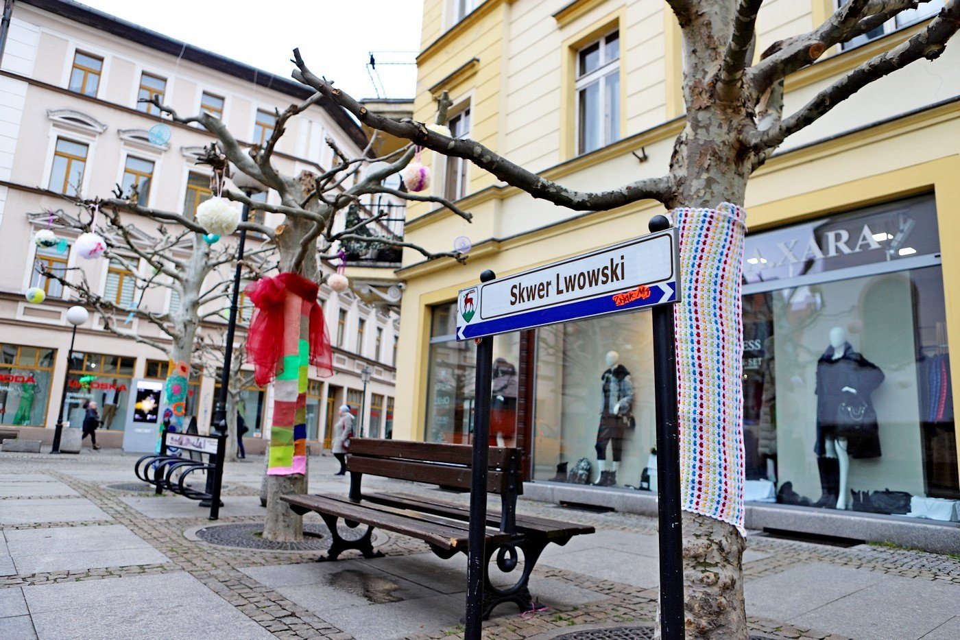 rzemiosa-zdobia-drzewa-84815