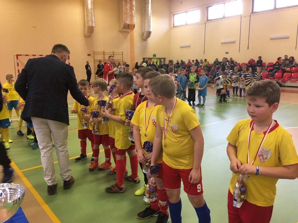 staneli-na-najnizszym-stopniu-podium-84875