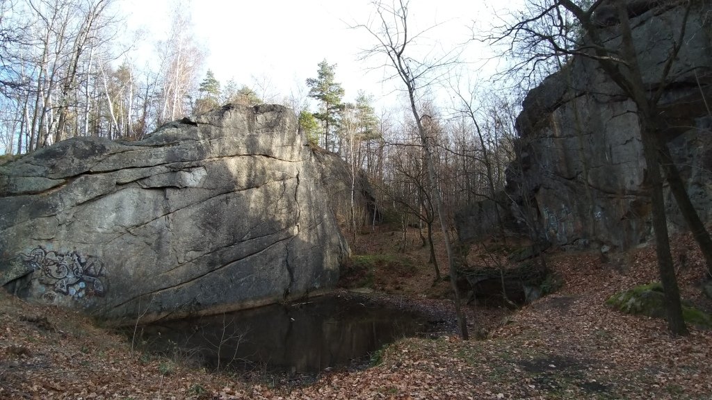 gownym-cieplickim-szlakiem-spacerowym-84905