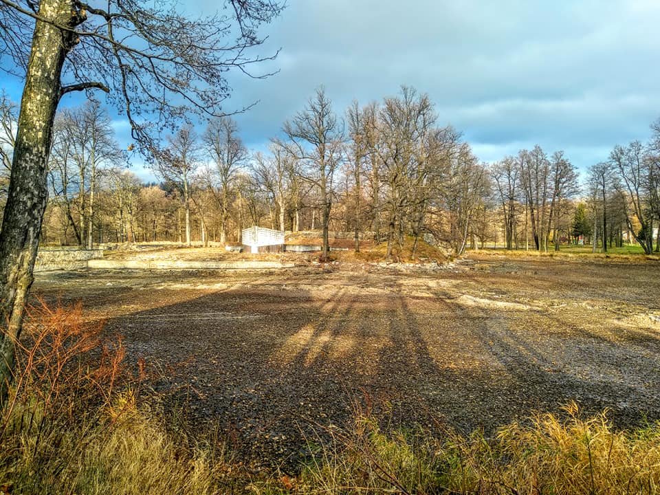 prace-na-kowarskiej-wyspie-85068