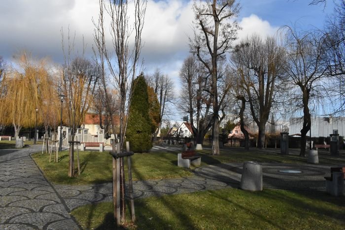wandale-w-parku-krysztaowym-85101