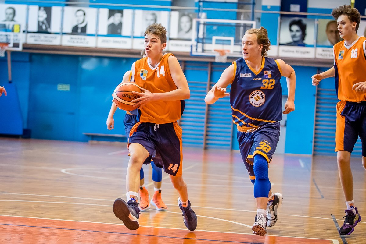 derby-dla-ekipy-oleksego-85111