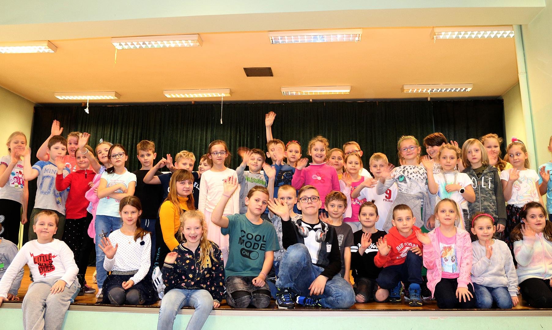 detektyw-pozytywka-rozwiaza-zagadki-85357
