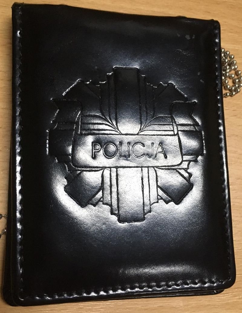 faszywy-policjant-zosta-zatrzymany-85419