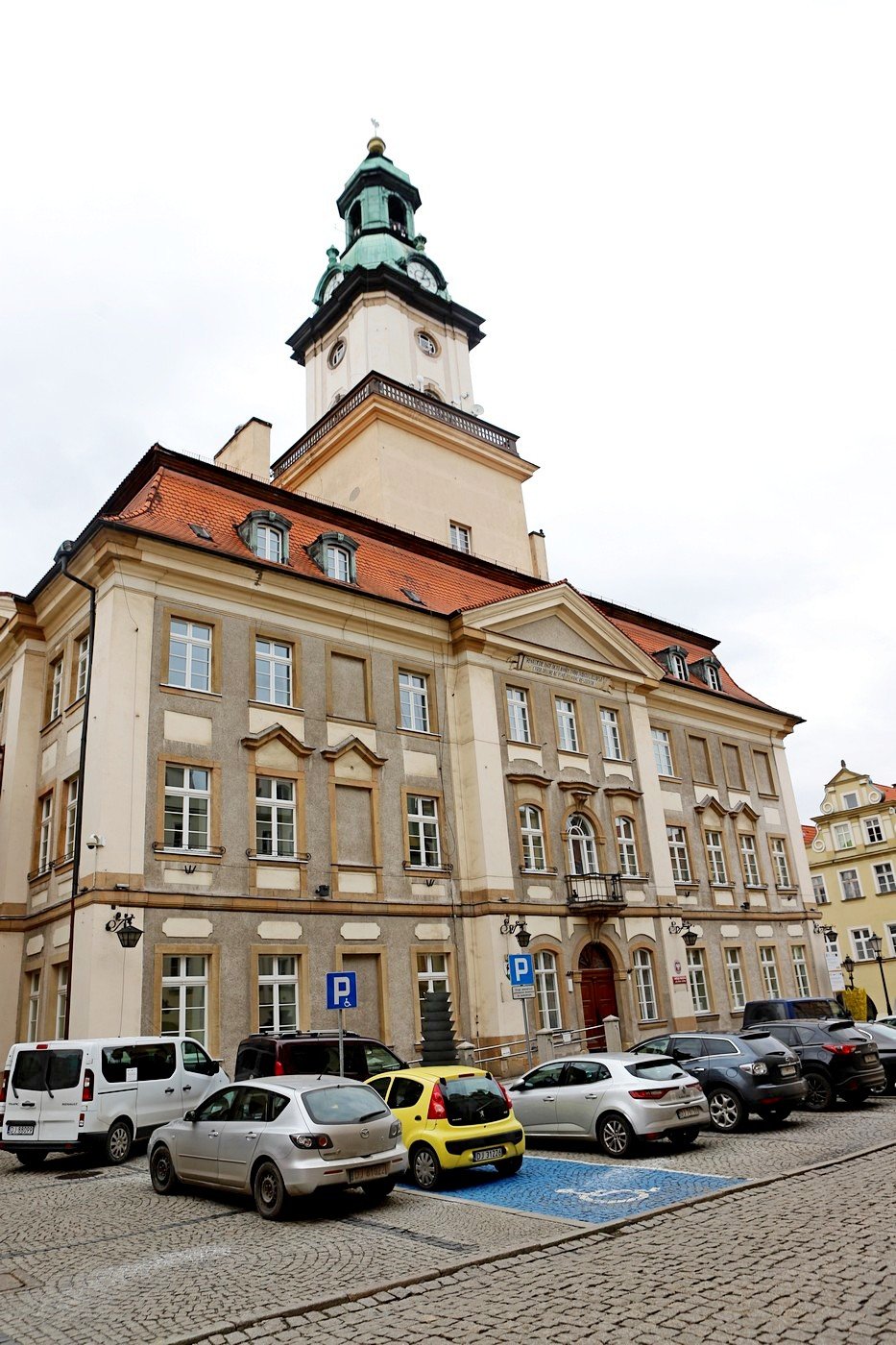 przenosiny-i-zwiedzanie-85467