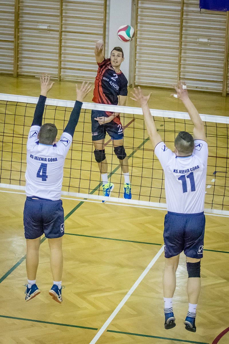 jlsa-obroncy-tytuu-zaczeli-od-porazki-85479