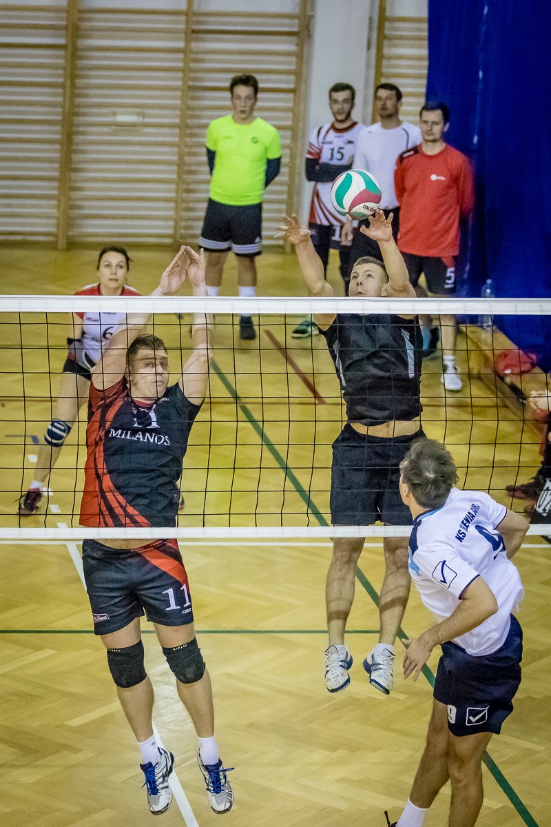 jlsa-obroncy-tytuu-zaczeli-od-porazki-85479