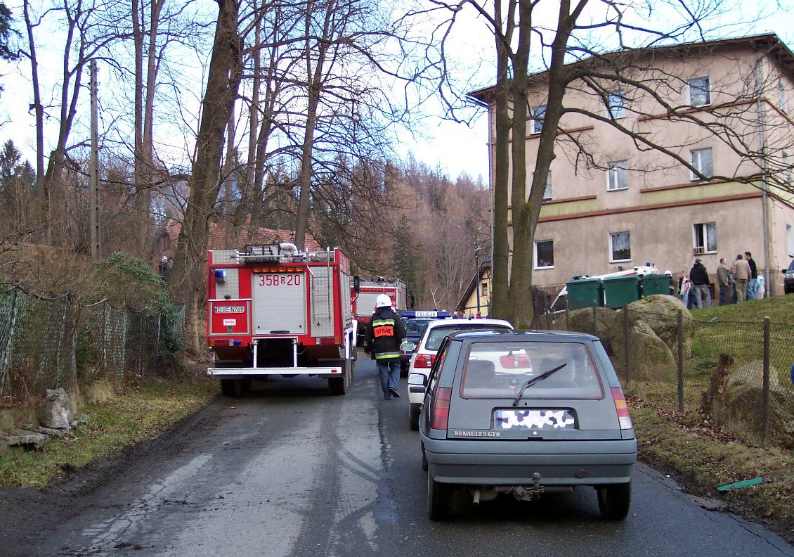 skonczy-na-murze-8551