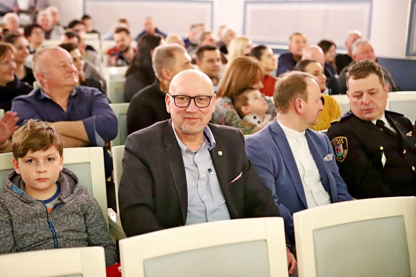 cieplicka-koleda-i-statuetka-dla-szkoy-85524