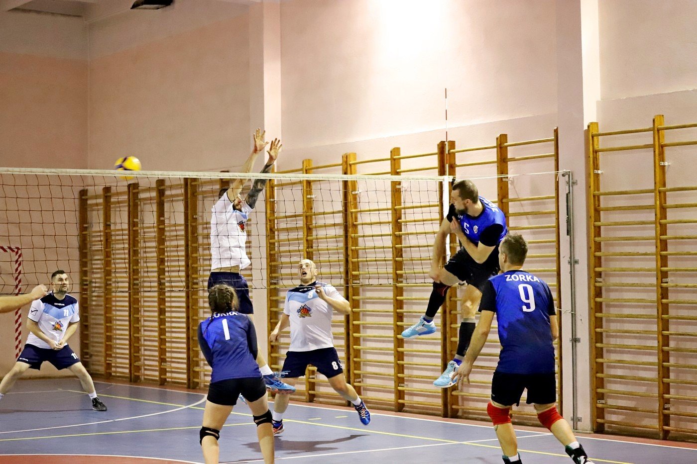 przebojem-zdobeda-lige-85664