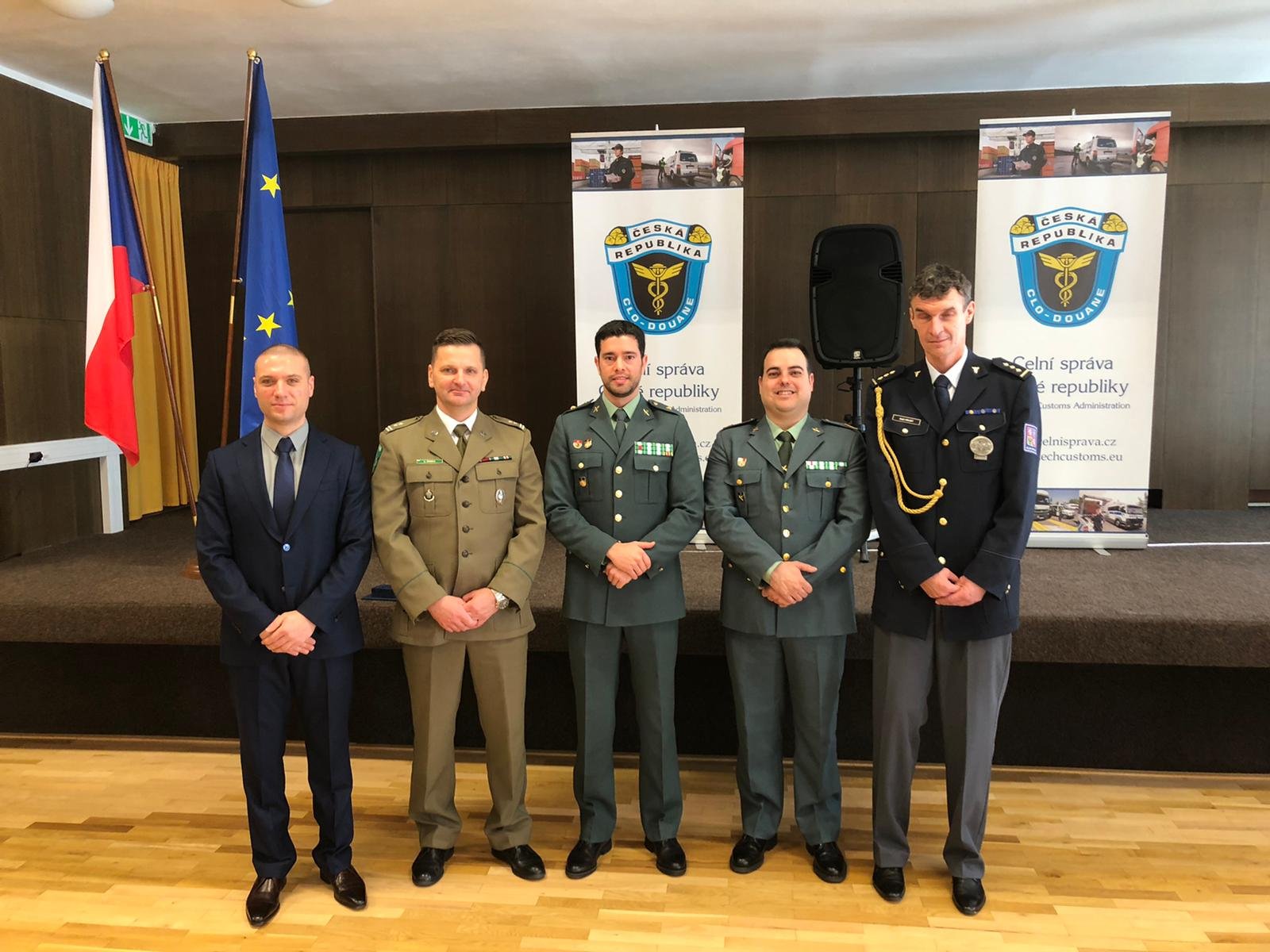 czesi-docenili-szefa-sg-w-jeleniej-gorze-85688