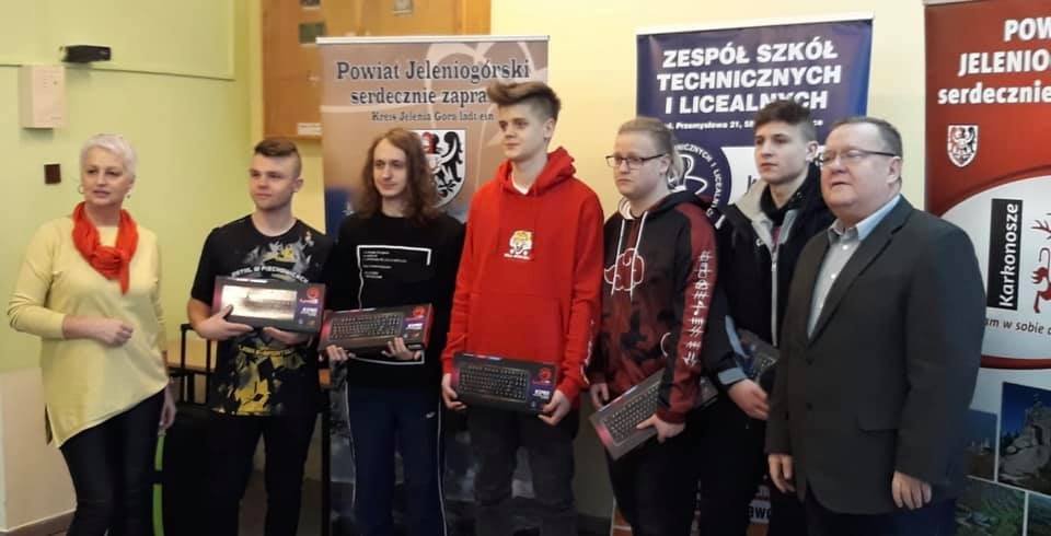 turniej-esportowy-w-piechowicach-85723