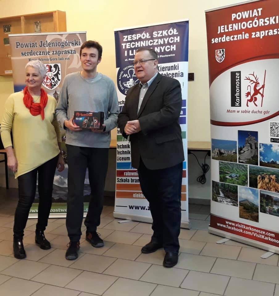 turniej-esportowy-w-piechowicach-85723