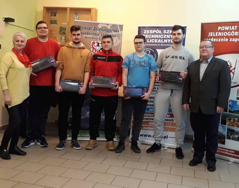 turniej-esportowy-w-piechowicach-85723