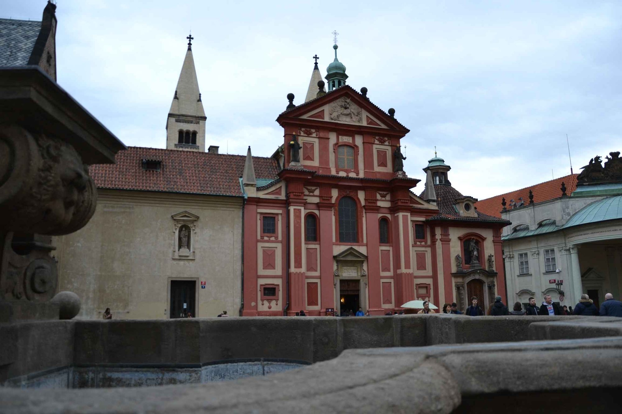 dzien-w-pradze-85774