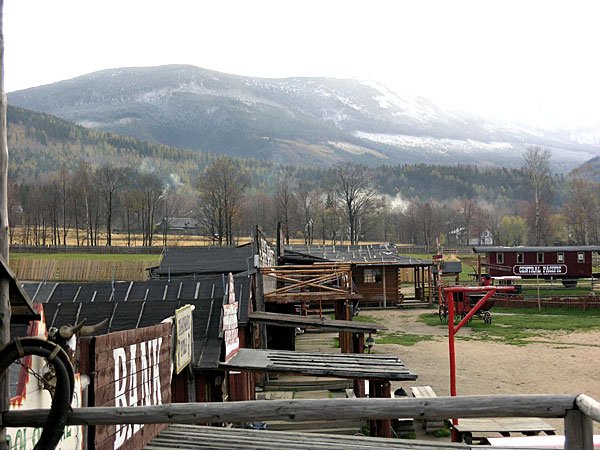 dziki-zachod-blisko-sniezki-8591