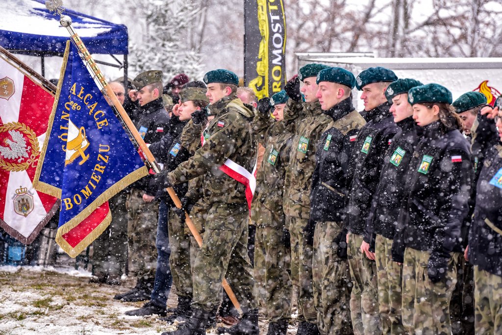 uroczystosci-we-wsi-zonierzy-niezomnych-85914