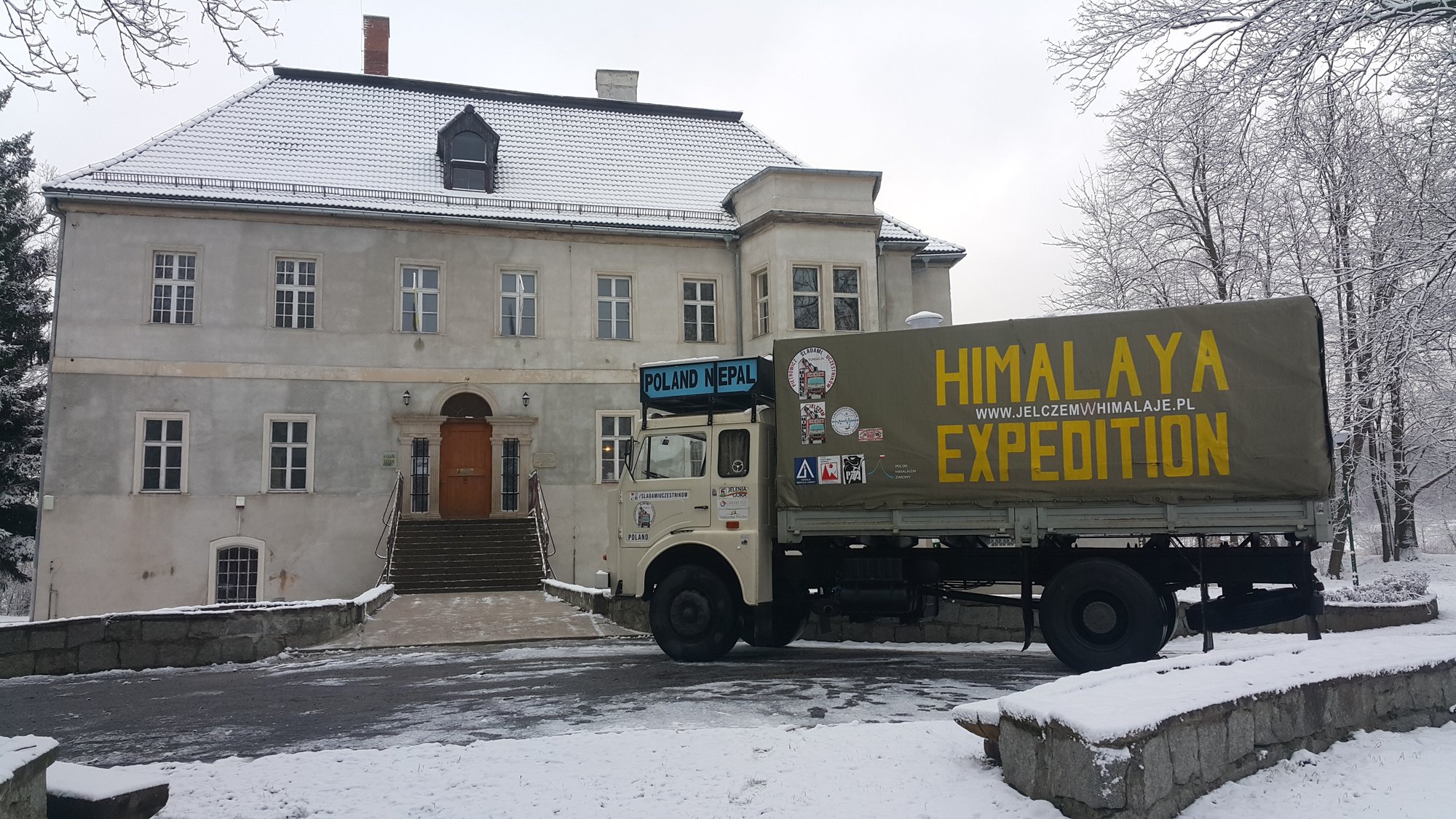 sladami-uczestnikow-jelczem-w-himalaje-85956