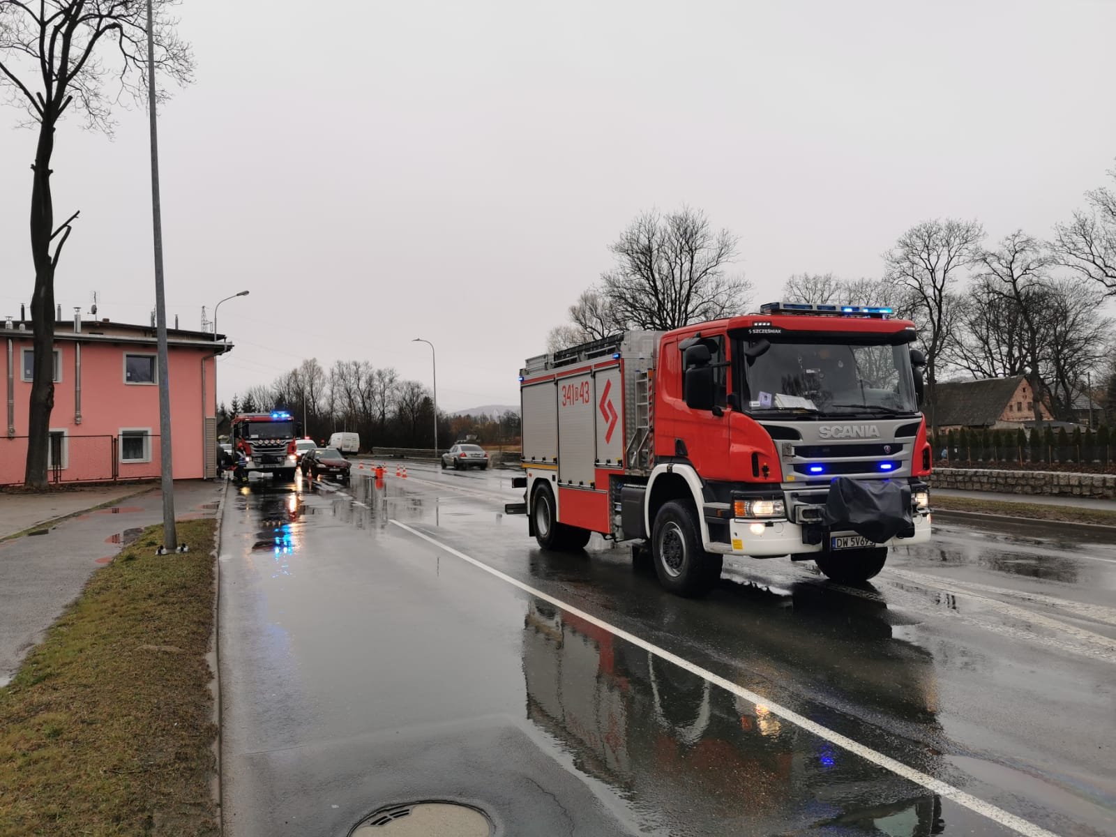 zderzenie-na-wolnosci-85973