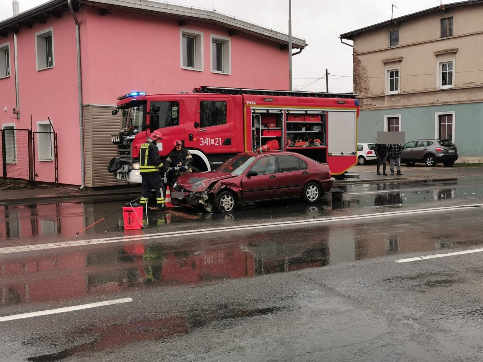 zderzenie-na-wolnosci-85973