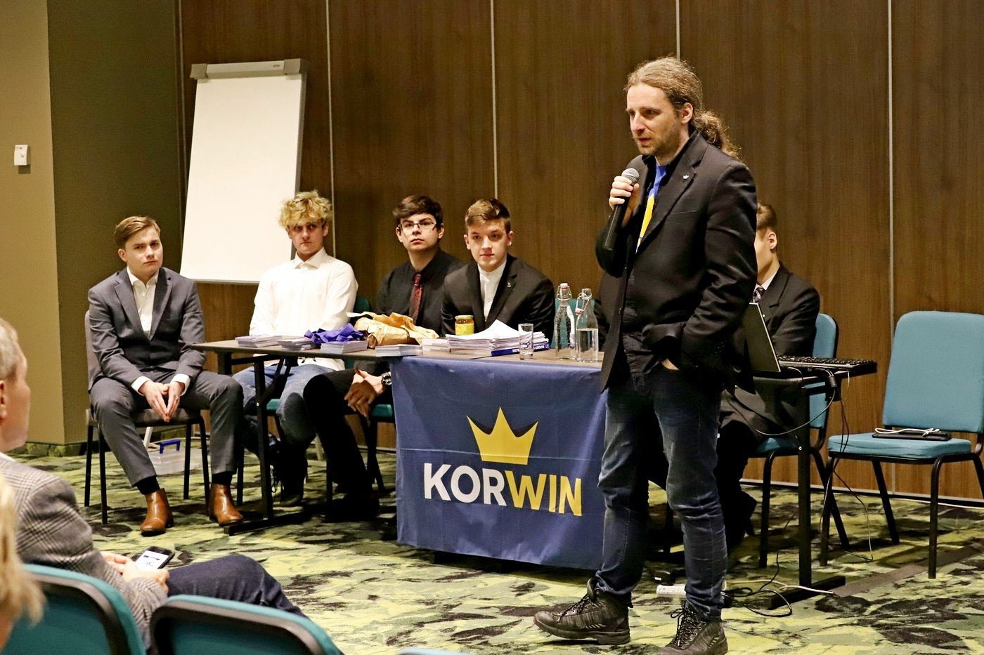 modziezowka-korwina-z-sosnierzem-86043