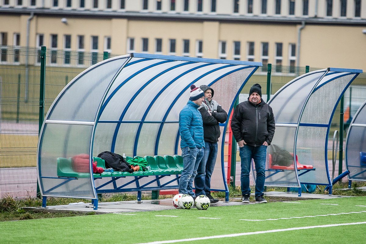 zdemolowali-czarnych-86048