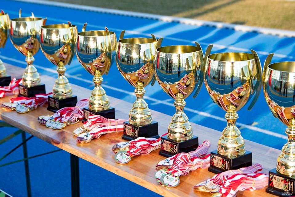 staneli-na-podium-86077