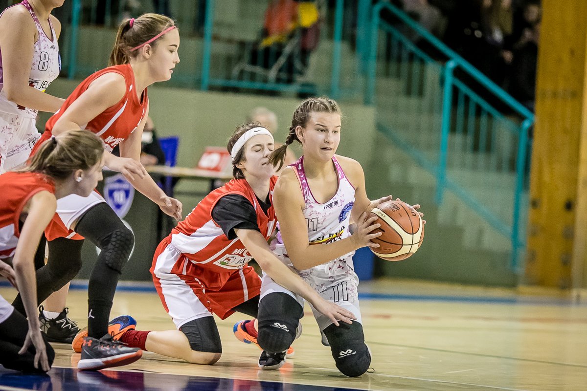 derby-ponownie-dla-wichosia-86083