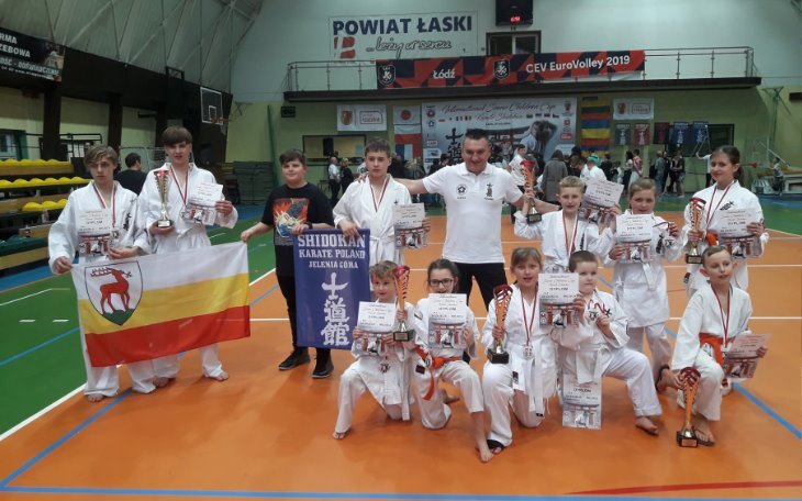 czekaja-na-pomoc-86172