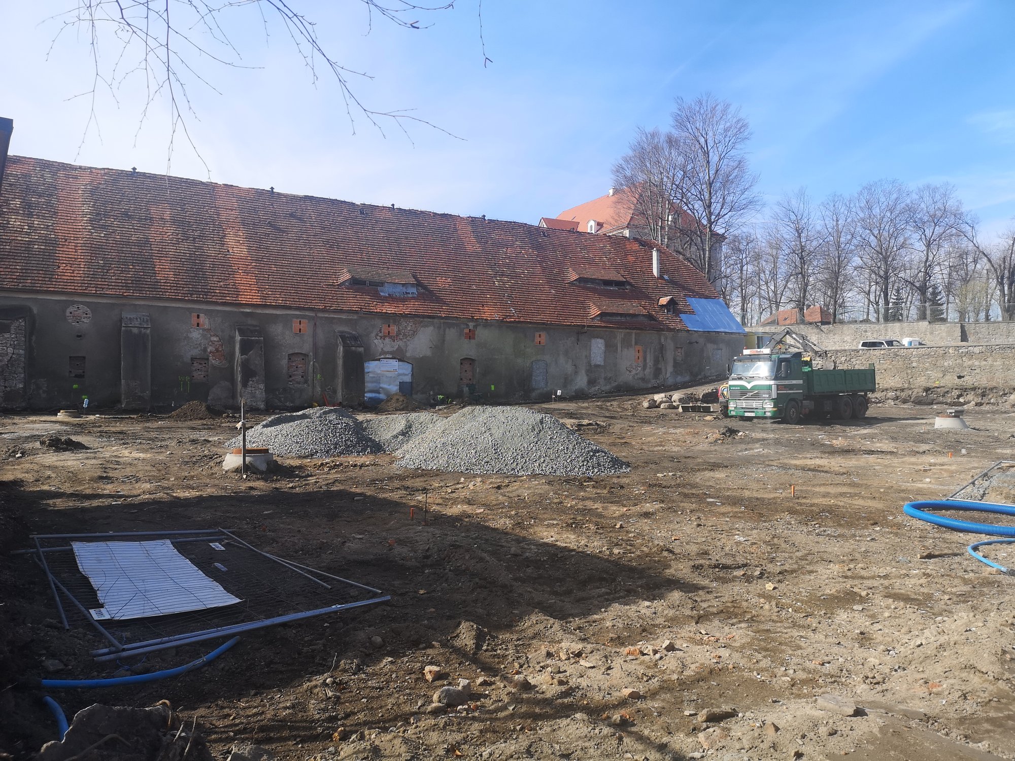 kolejne-umowy-podpisane-86228