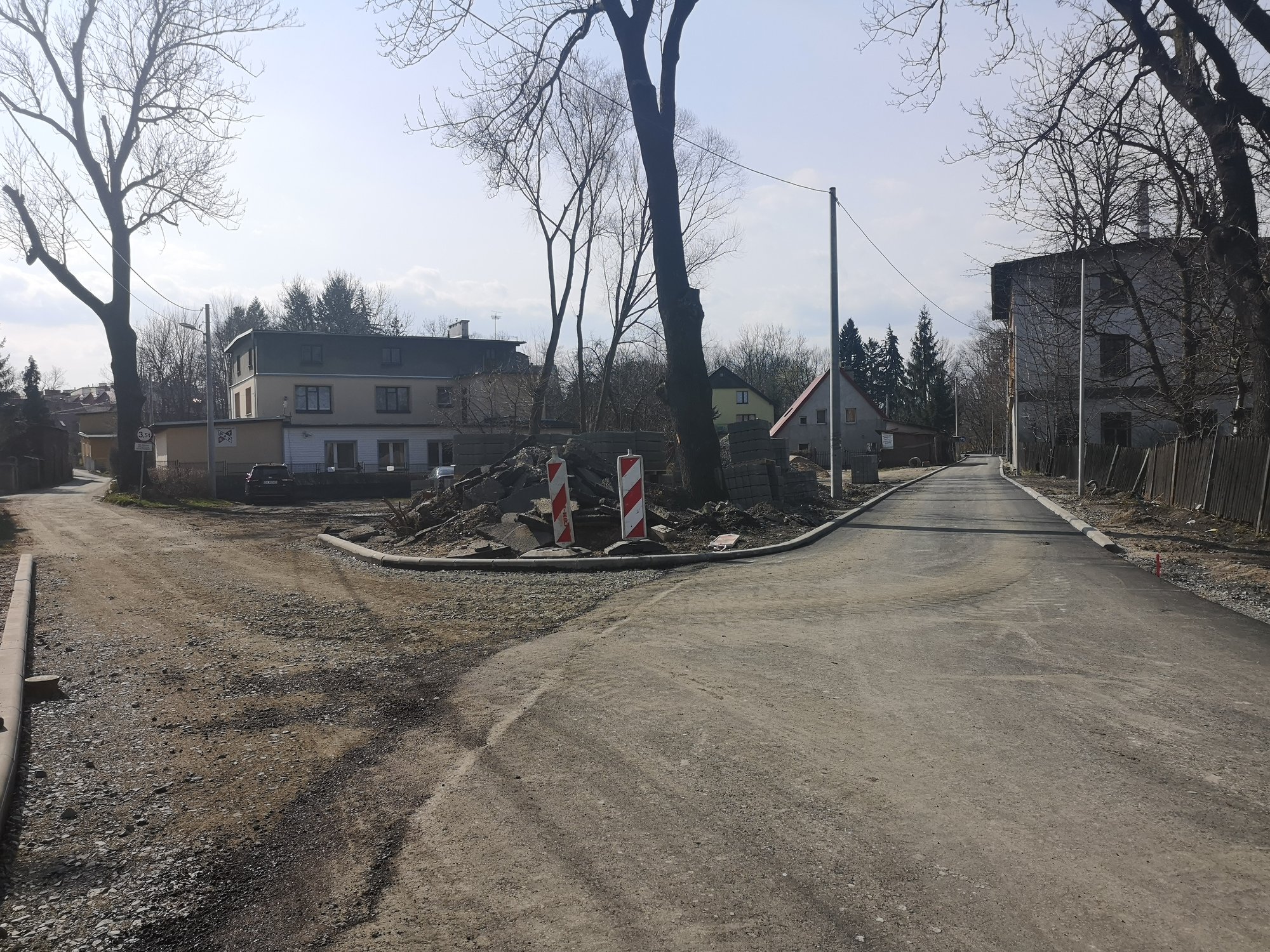 nadbrzezna-juz-z-asfaltem-86401