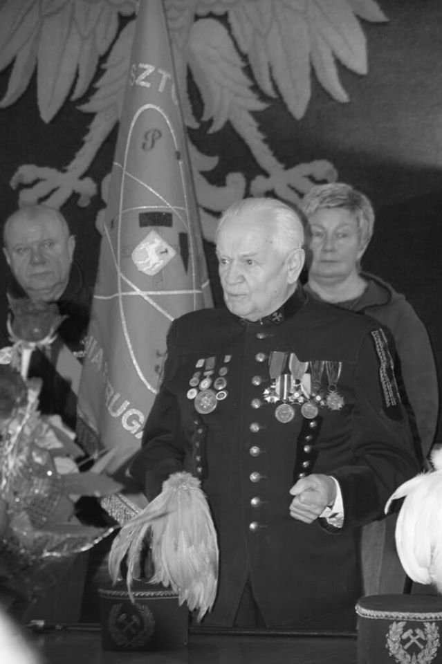 kowary-pozegnaja-honorowego-obywatela-86446
