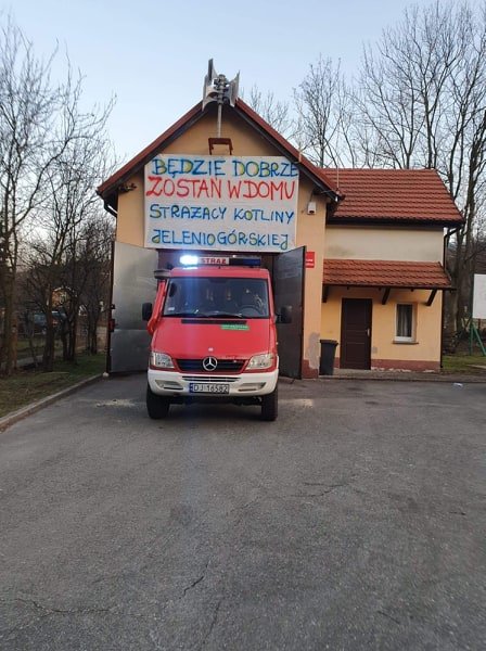akcja-strazakow-zostan-w-domu-86712