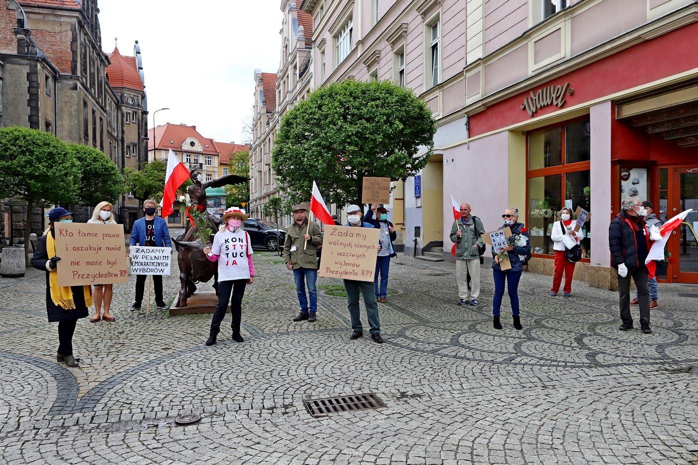 kod-zaznaczy-obecnosc-87105