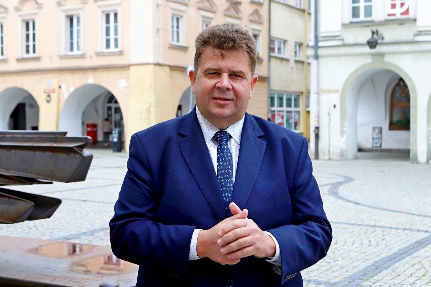 robert-obaz-podsumowa-szesc-miesiecy-w-sejmie-87222