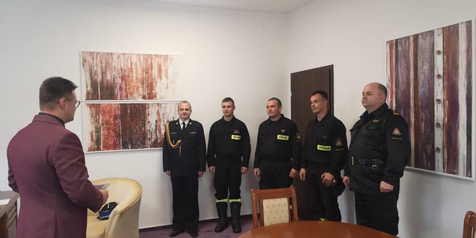 nagrody-dla-strazakow-87246