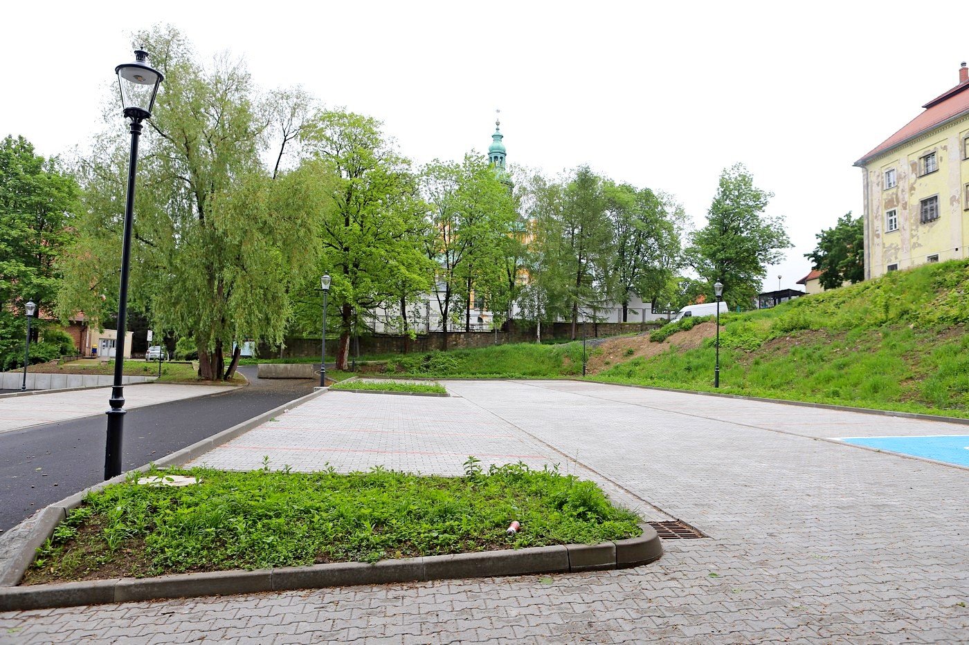 nowe-kamienne-schodki-87500