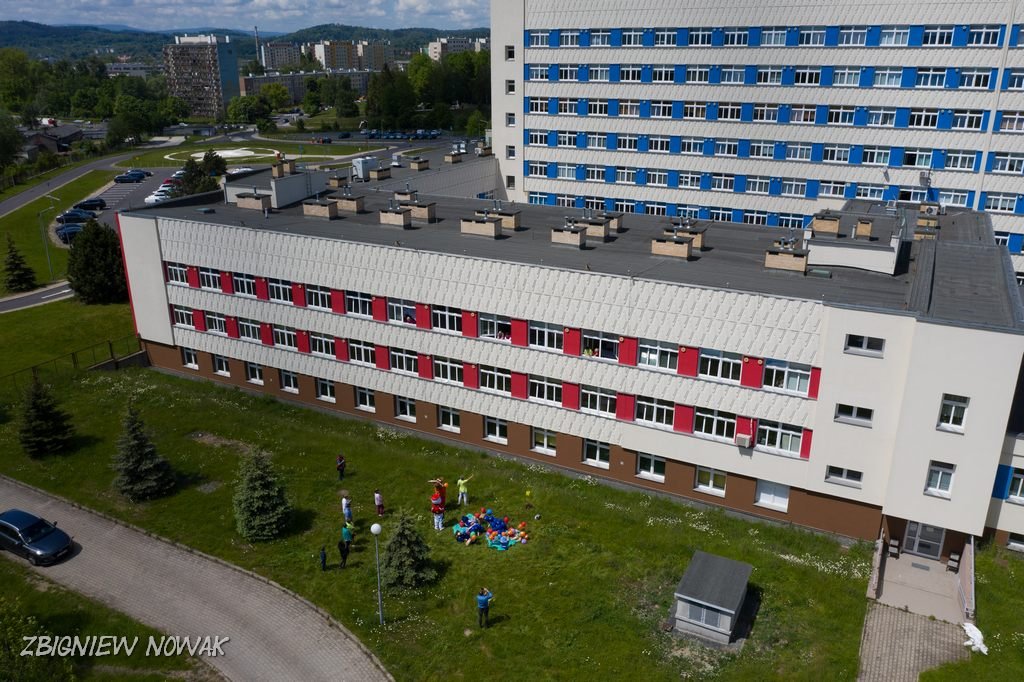 niesli-radosc-maym-pacjentom-w-szpitalu-87621